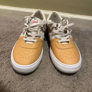 Jordan Series ES